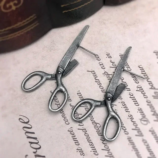 Dark Gothic Vintage Imitation Scissors Exaggerate Stud Earrings for Men Women Goth Punk Silver Color Halloween Fashion Jewelry